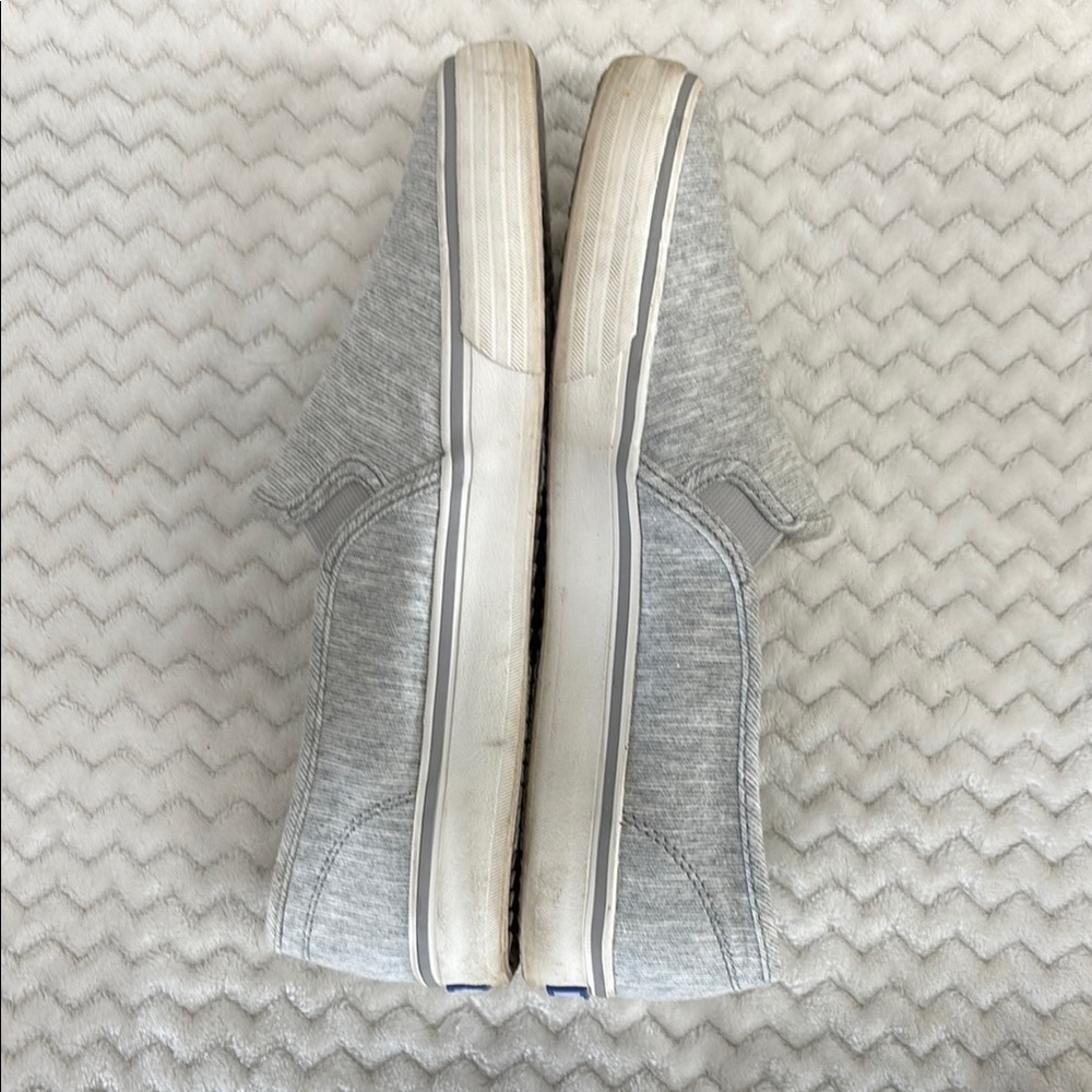 Keds Gray Slip-On Sneakers Size 9 - Picture 3 of 6